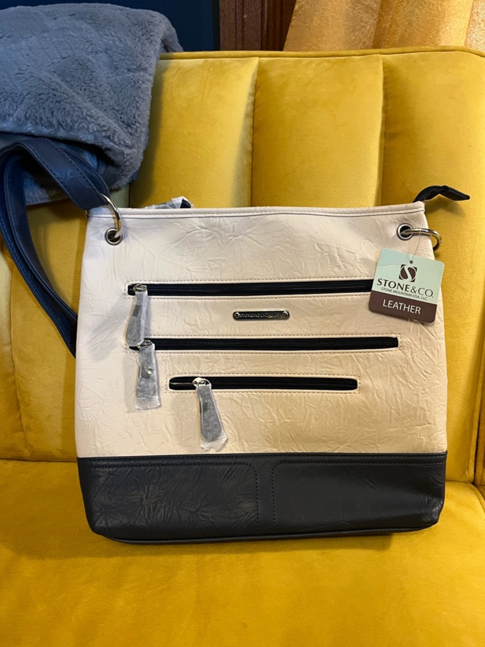 Stone & Co. Two-Tone Leather Shoulder Bag in Cream and Navy